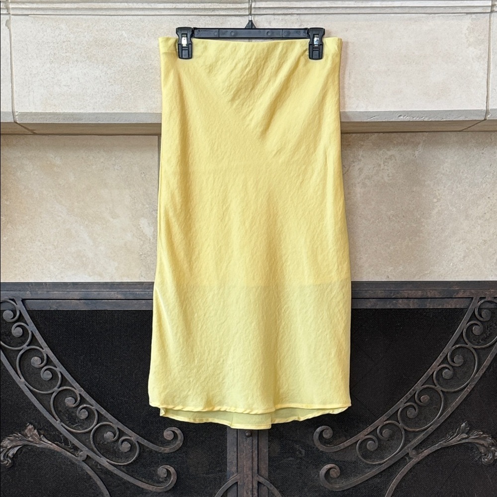 Leith Pencil Skirt